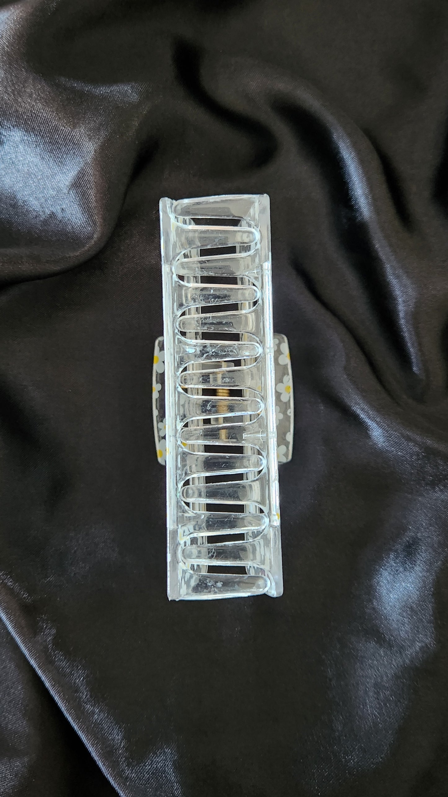 Daisy Claw Clip